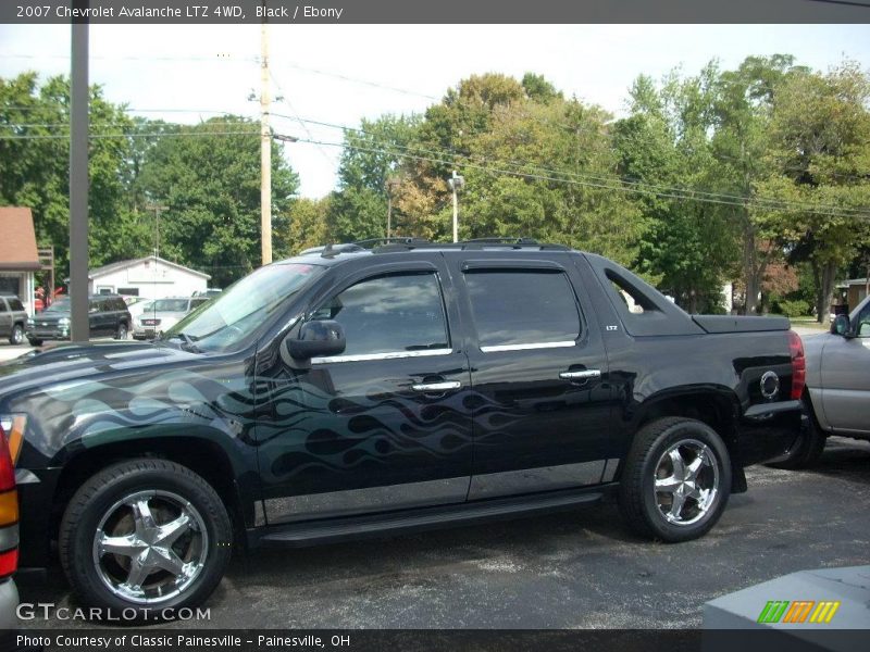 Black / Ebony 2007 Chevrolet Avalanche LTZ 4WD