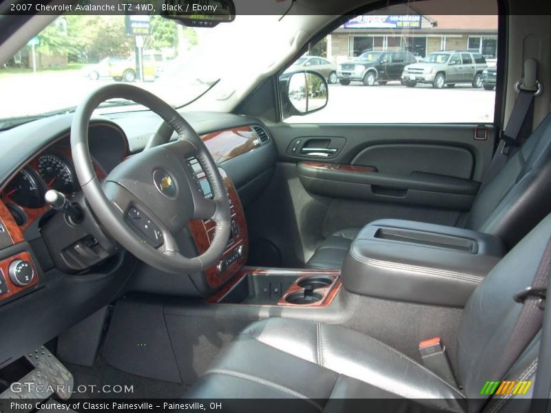 Black / Ebony 2007 Chevrolet Avalanche LTZ 4WD