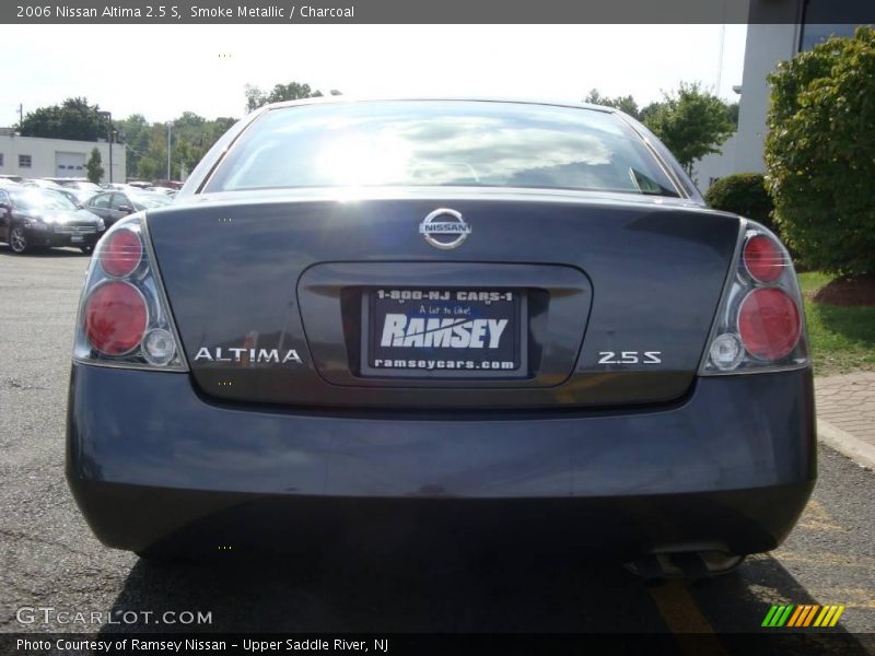Smoke Metallic / Charcoal 2006 Nissan Altima 2.5 S