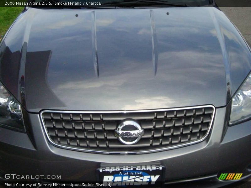 Smoke Metallic / Charcoal 2006 Nissan Altima 2.5 S