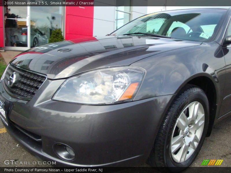 Smoke Metallic / Charcoal 2006 Nissan Altima 2.5 S