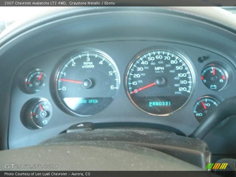 Graystone Metallic / Ebony 2007 Chevrolet Avalanche LTZ 4WD