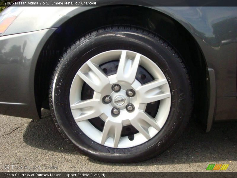 Smoke Metallic / Charcoal 2006 Nissan Altima 2.5 S
