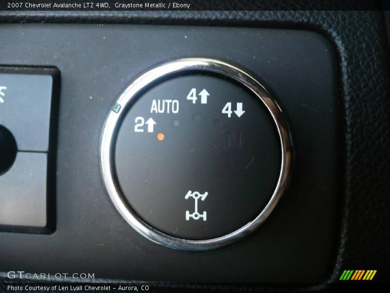 Graystone Metallic / Ebony 2007 Chevrolet Avalanche LTZ 4WD