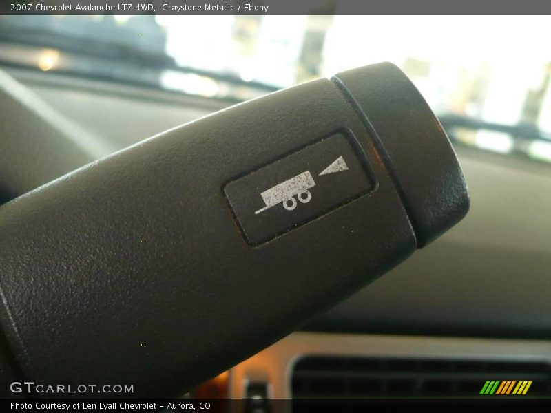 Graystone Metallic / Ebony 2007 Chevrolet Avalanche LTZ 4WD