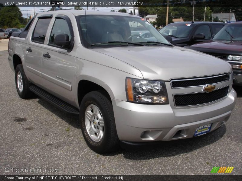 Silver Birch Metallic / Light Titanium/Ebony 2007 Chevrolet Avalanche LS 4WD
