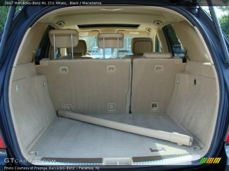 Black / Macadamia 2007 Mercedes-Benz ML 350 4Matic