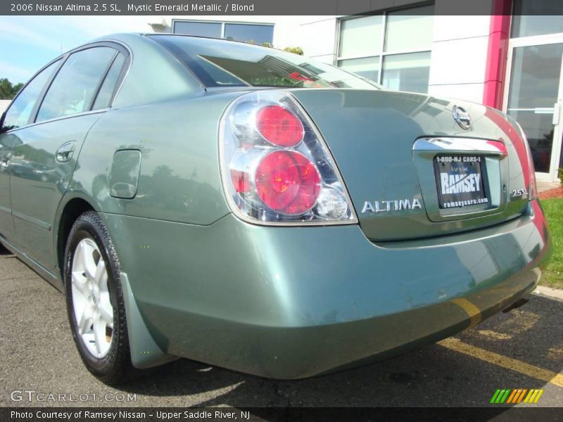 Mystic Emerald Metallic / Blond 2006 Nissan Altima 2.5 SL