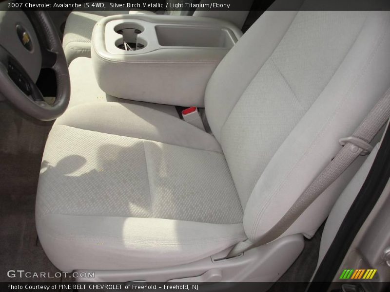 Silver Birch Metallic / Light Titanium/Ebony 2007 Chevrolet Avalanche LS 4WD