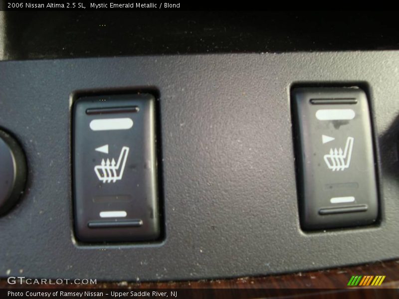 Mystic Emerald Metallic / Blond 2006 Nissan Altima 2.5 SL