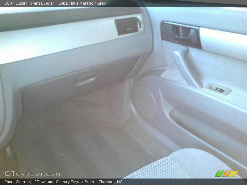 Cobalt Blue Metallic / Grey 2007 Suzuki Forenza Sedan