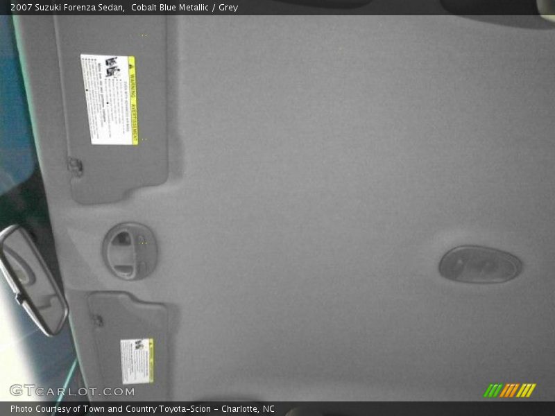 Cobalt Blue Metallic / Grey 2007 Suzuki Forenza Sedan