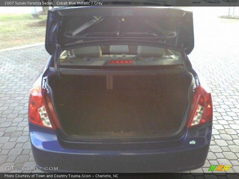 Cobalt Blue Metallic / Grey 2007 Suzuki Forenza Sedan