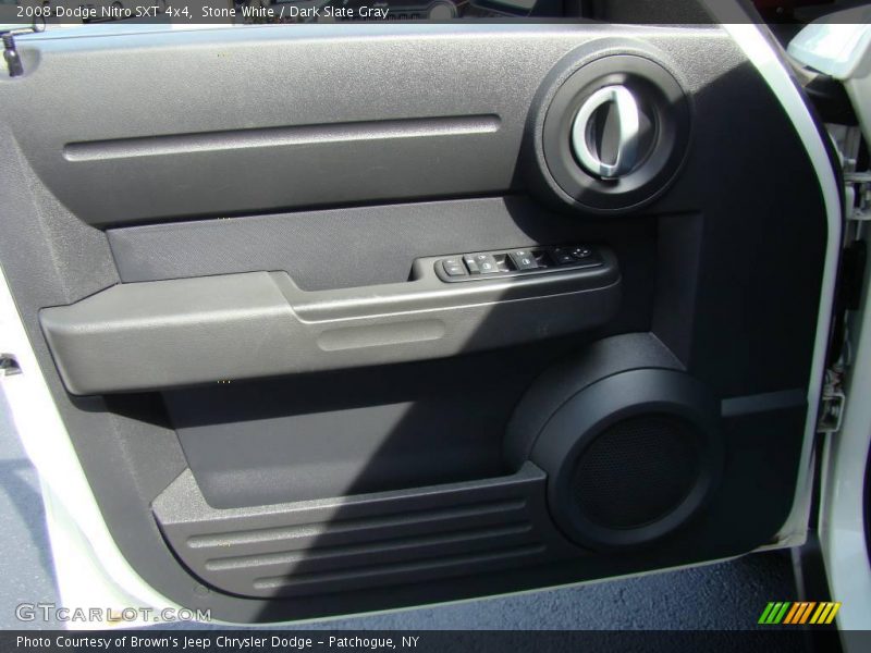 Stone White / Dark Slate Gray 2008 Dodge Nitro SXT 4x4