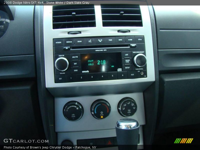 Stone White / Dark Slate Gray 2008 Dodge Nitro SXT 4x4