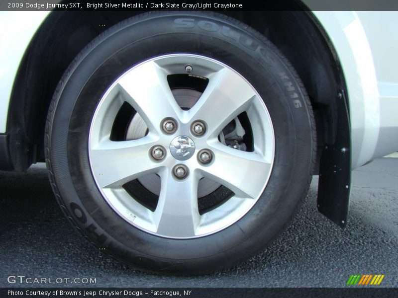 Bright Silver Metallic / Dark Slate Gray/Light Graystone 2009 Dodge Journey SXT