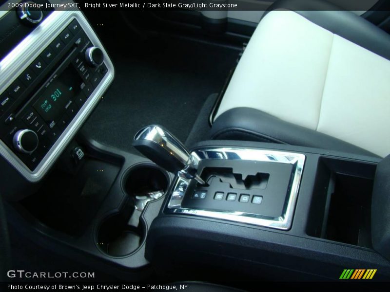 Bright Silver Metallic / Dark Slate Gray/Light Graystone 2009 Dodge Journey SXT