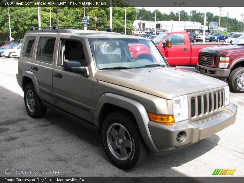 Light Khaki Metallic / Khaki 2006 Jeep Commander 4x4
