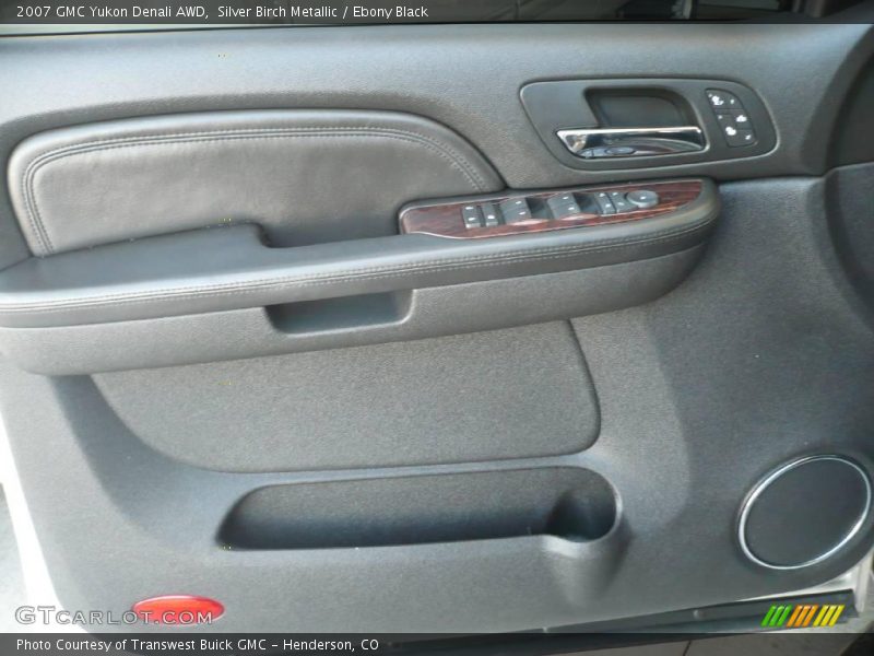 Silver Birch Metallic / Ebony Black 2007 GMC Yukon Denali AWD