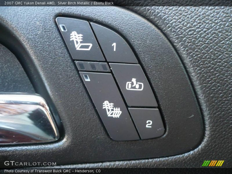 Silver Birch Metallic / Ebony Black 2007 GMC Yukon Denali AWD