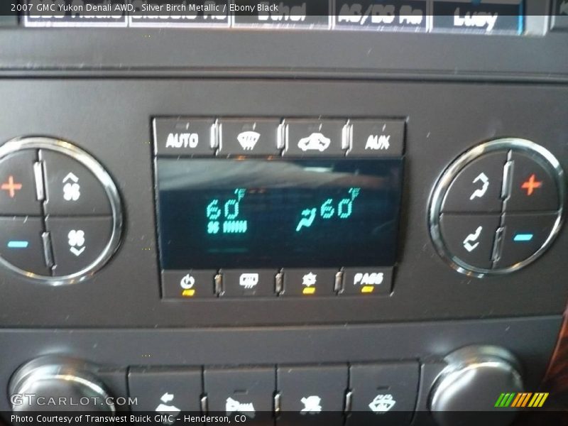 Silver Birch Metallic / Ebony Black 2007 GMC Yukon Denali AWD