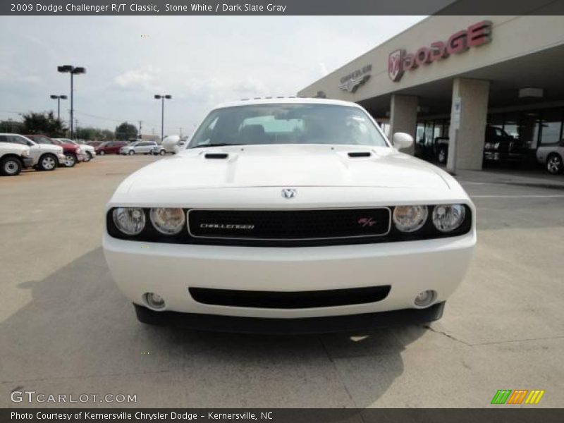 Stone White / Dark Slate Gray 2009 Dodge Challenger R/T Classic