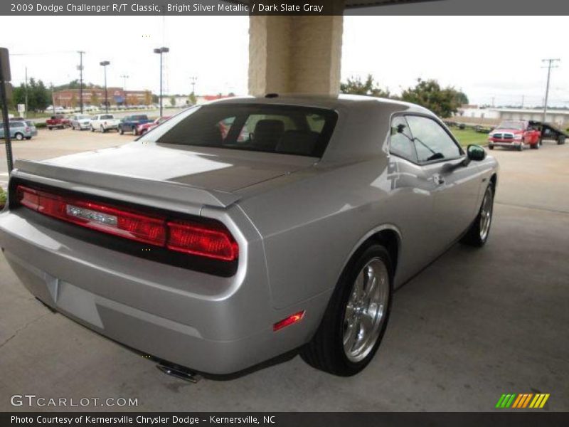 Bright Silver Metallic / Dark Slate Gray 2009 Dodge Challenger R/T Classic