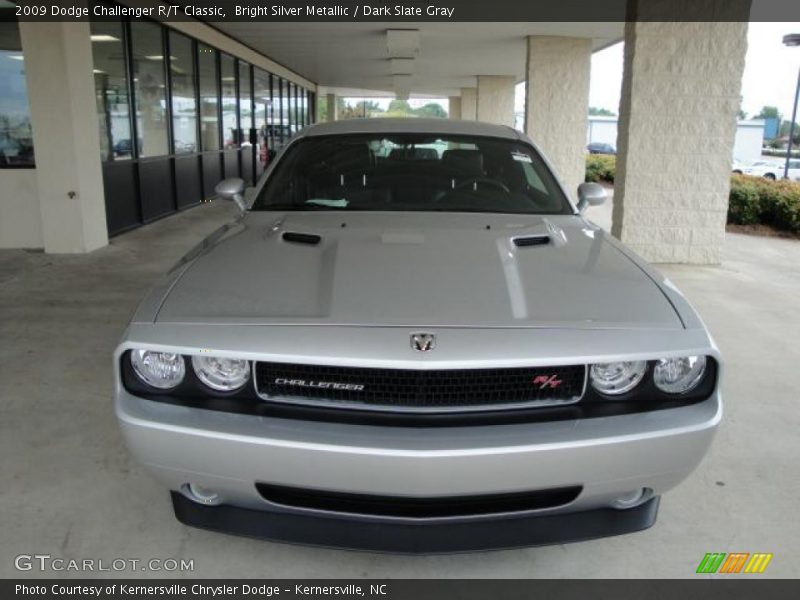 Bright Silver Metallic / Dark Slate Gray 2009 Dodge Challenger R/T Classic