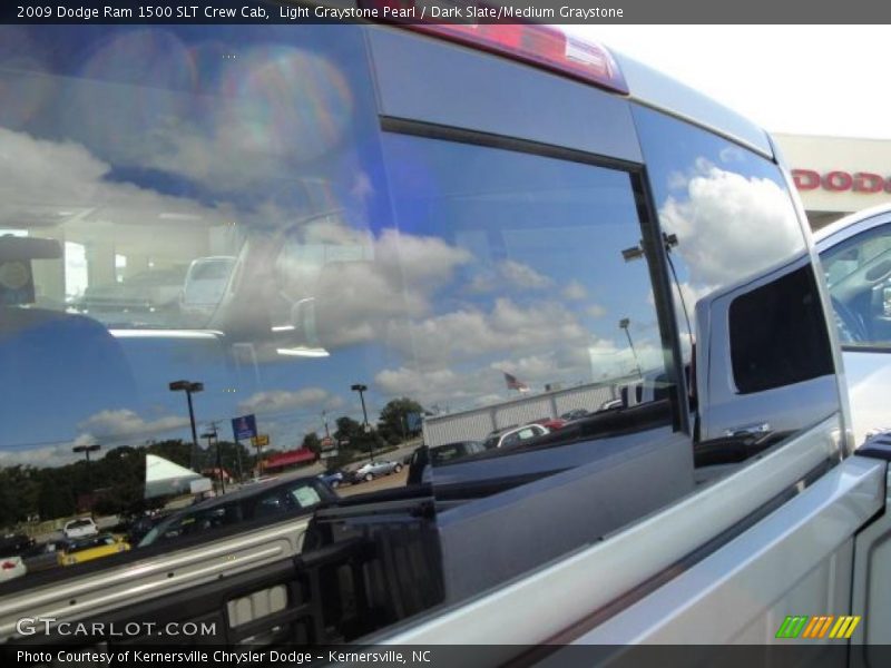 Light Graystone Pearl / Dark Slate/Medium Graystone 2009 Dodge Ram 1500 SLT Crew Cab