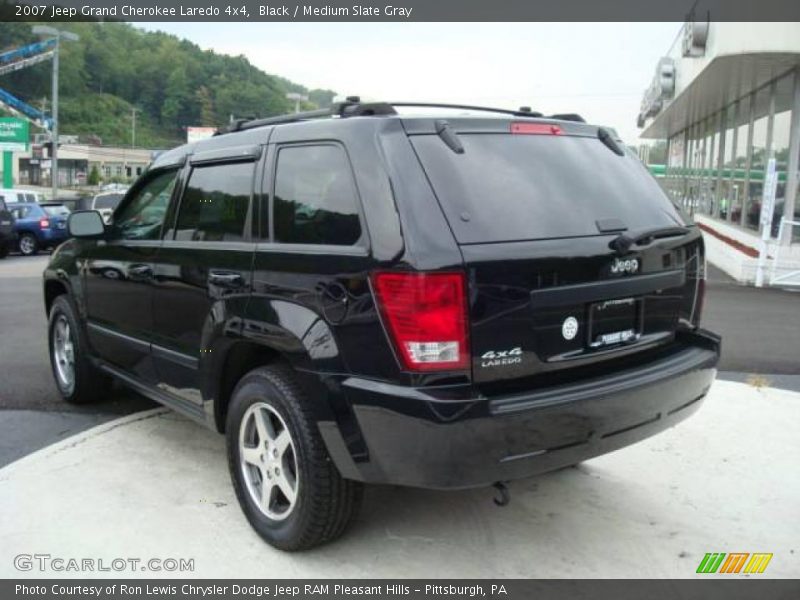 Black / Medium Slate Gray 2007 Jeep Grand Cherokee Laredo 4x4