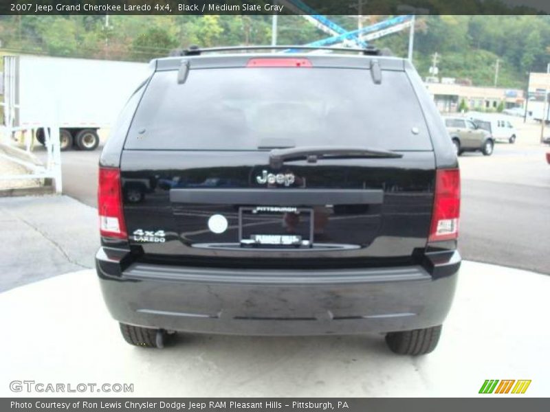 Black / Medium Slate Gray 2007 Jeep Grand Cherokee Laredo 4x4