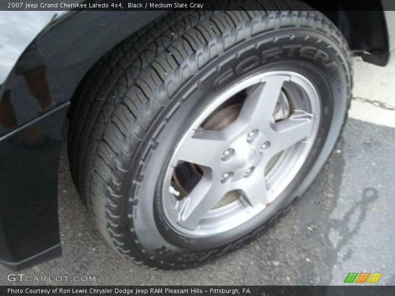 Black / Medium Slate Gray 2007 Jeep Grand Cherokee Laredo 4x4