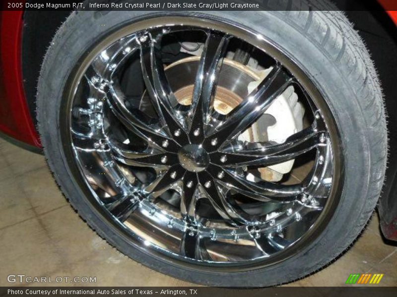 Inferno Red Crystal Pearl / Dark Slate Gray/Light Graystone 2005 Dodge Magnum R/T