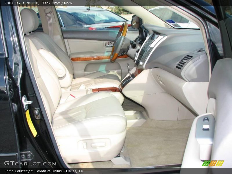 Black Onyx / Ivory 2004 Lexus RX 330