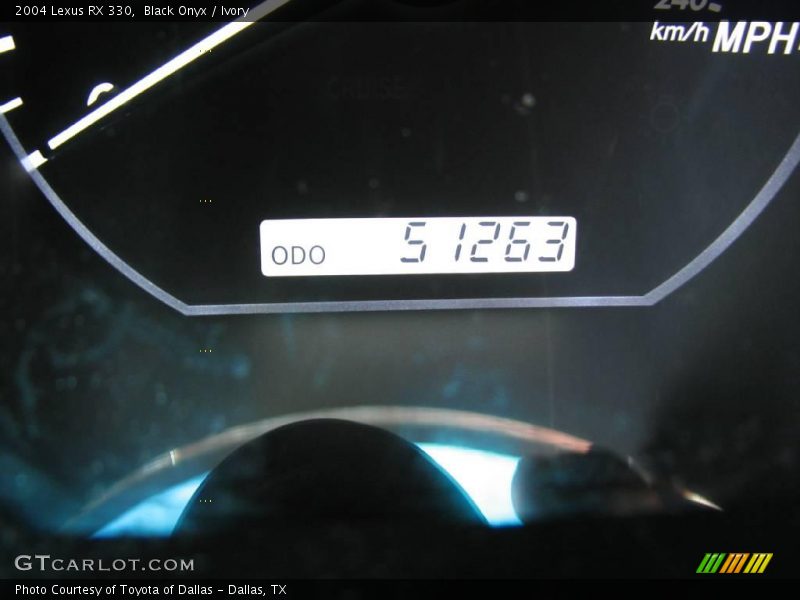 Black Onyx / Ivory 2004 Lexus RX 330