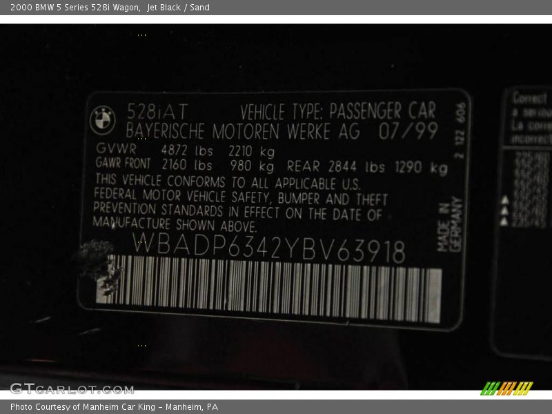 Jet Black / Sand 2000 BMW 5 Series 528i Wagon