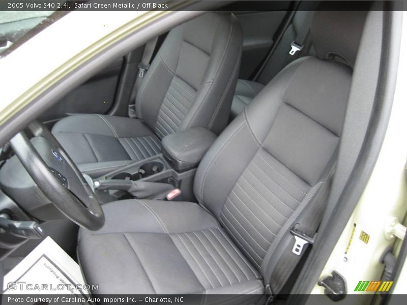 Safari Green Metallic / Off Black 2005 Volvo S40 2.4i
