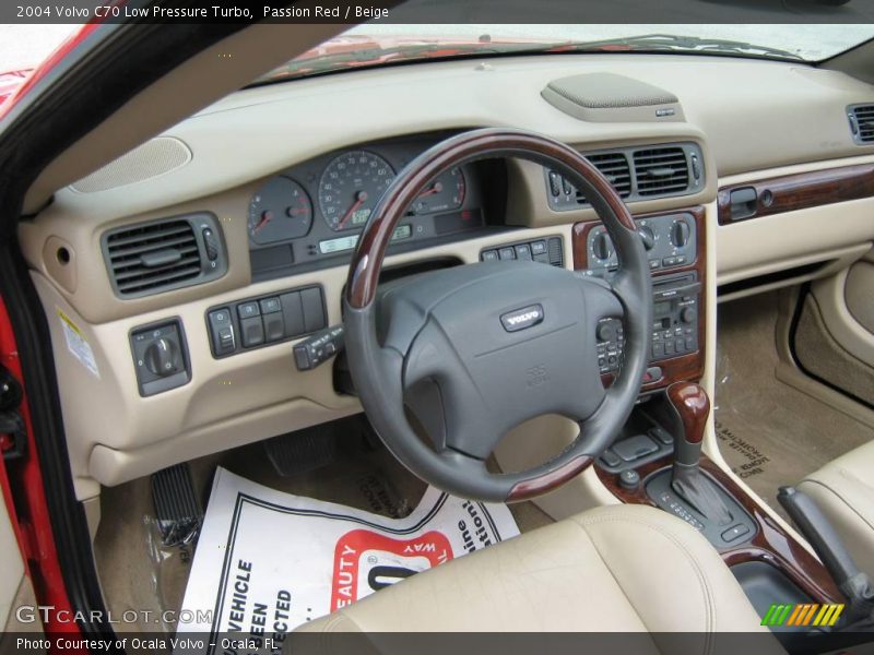 Passion Red / Beige 2004 Volvo C70 Low Pressure Turbo