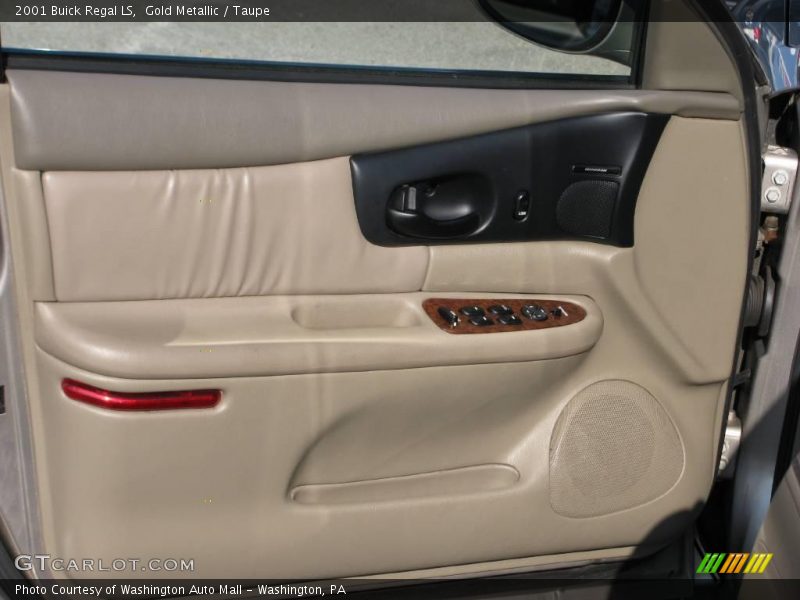 Gold Metallic / Taupe 2001 Buick Regal LS