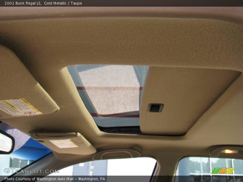 Gold Metallic / Taupe 2001 Buick Regal LS