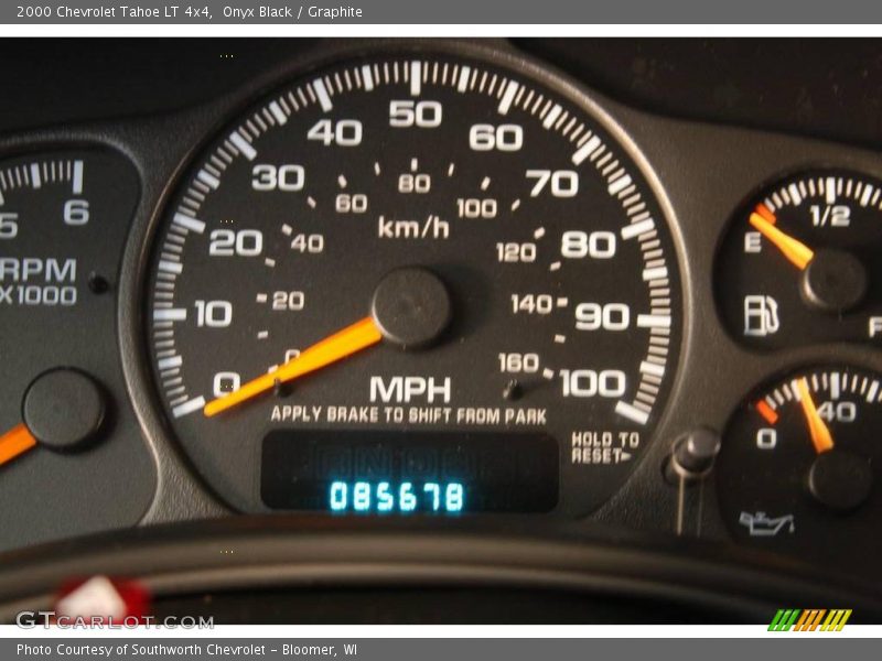 Onyx Black / Graphite 2000 Chevrolet Tahoe LT 4x4