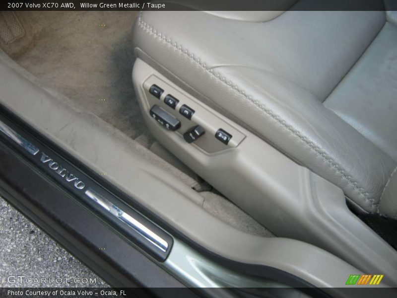 Willow Green Metallic / Taupe 2007 Volvo XC70 AWD