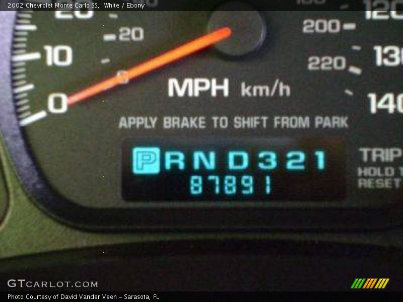 White / Ebony 2002 Chevrolet Monte Carlo SS