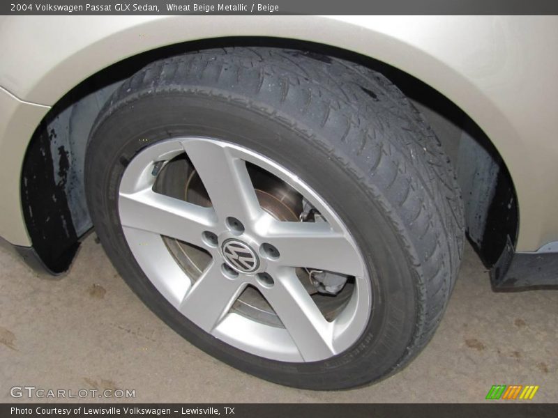 Wheat Beige Metallic / Beige 2004 Volkswagen Passat GLX Sedan