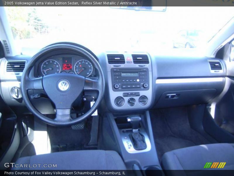 Reflex Silver Metallic / Anthracite 2005 Volkswagen Jetta Value Edition Sedan