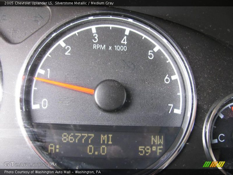 Silverstone Metallic / Medium Gray 2005 Chevrolet Uplander LS