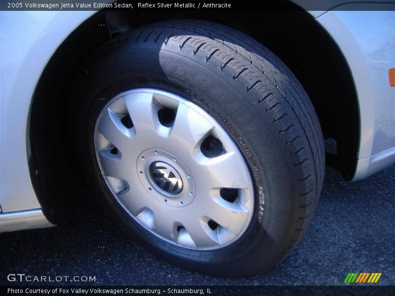 Reflex Silver Metallic / Anthracite 2005 Volkswagen Jetta Value Edition Sedan