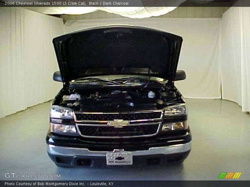 Black / Dark Charcoal 2006 Chevrolet Silverado 1500 LS Crew Cab