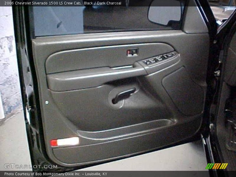 Black / Dark Charcoal 2006 Chevrolet Silverado 1500 LS Crew Cab