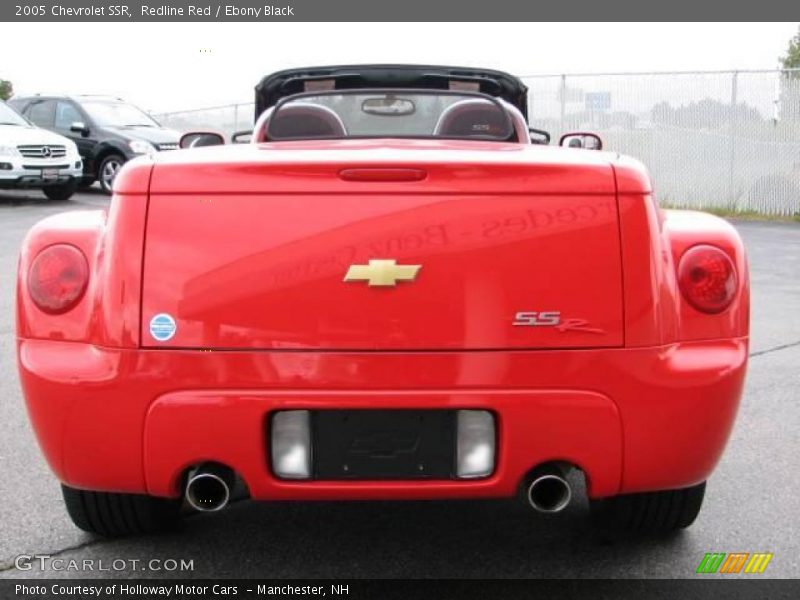 Redline Red / Ebony Black 2005 Chevrolet SSR